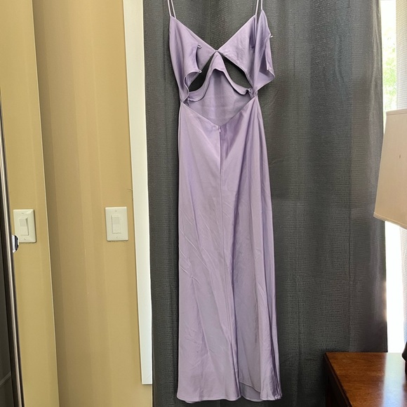 Bec + Bridge - Mila midi dress in Lilac - Picture 3 of 7